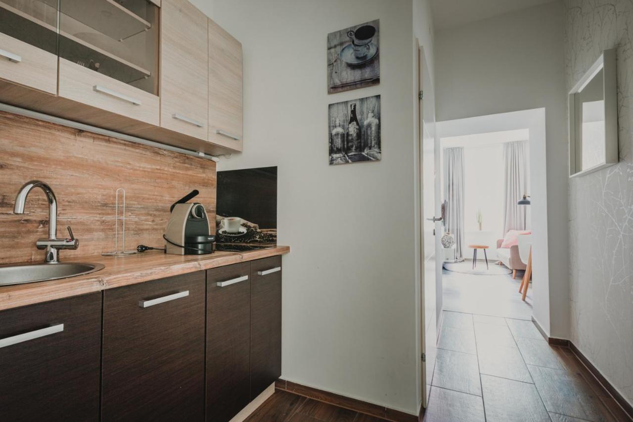 Zeus Design Apartments Sweet Home Виена Екстериор снимка